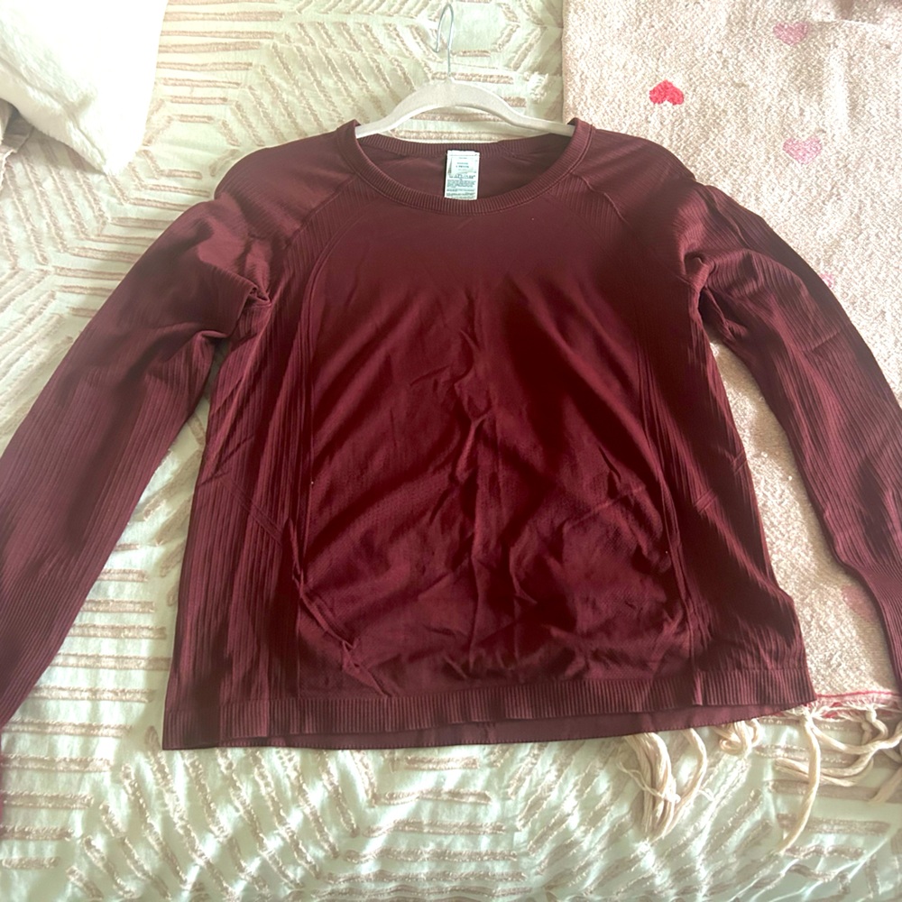 Old Navy Activewear Fitted Seamless Top size Petite L
